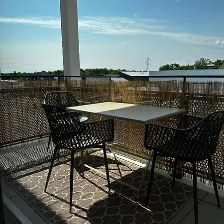 Apartamento T2 Cosy Equipe Confort Et Balcon